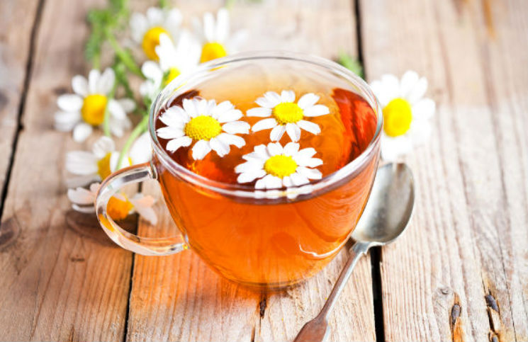 Cách điều trị trào ngược dạ dày bằng trà hoa cúc