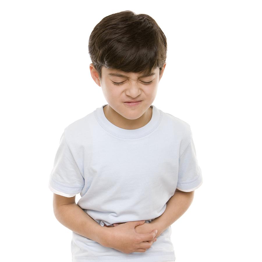 đau bụng là dấu hiệu trẻ bị nhiễm vi khuẩn Hp dạ dày